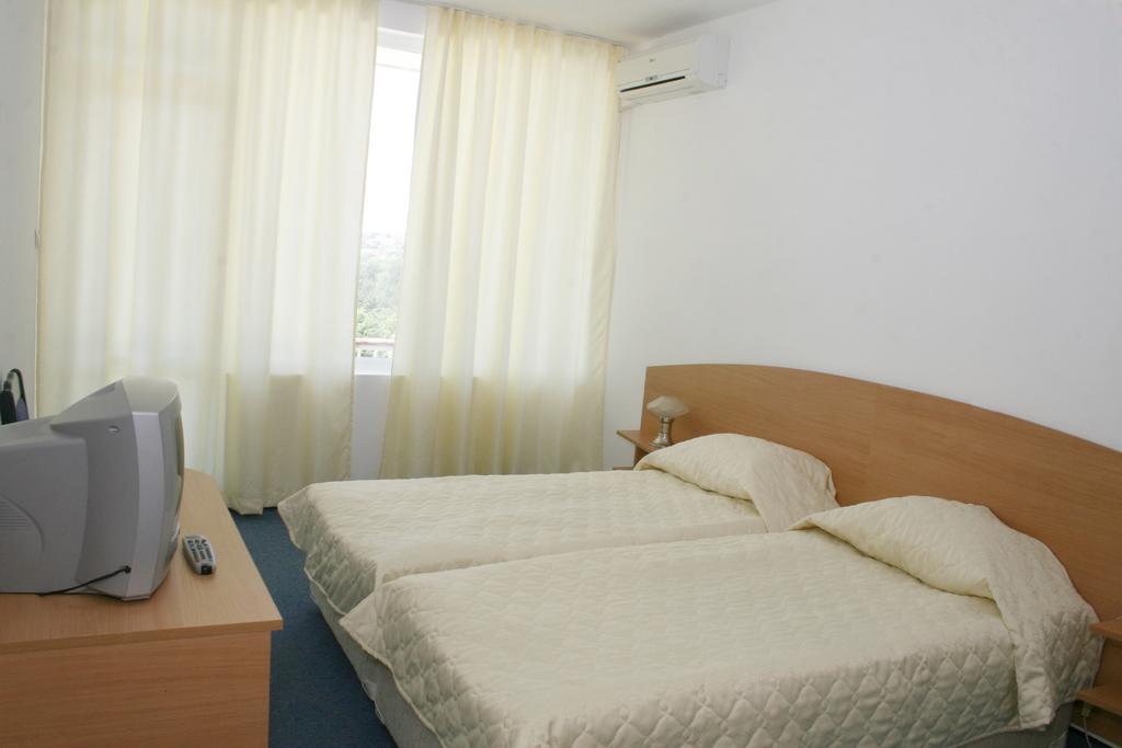 Geolog Hotel Saints Constantine and Helena Bagian luar foto